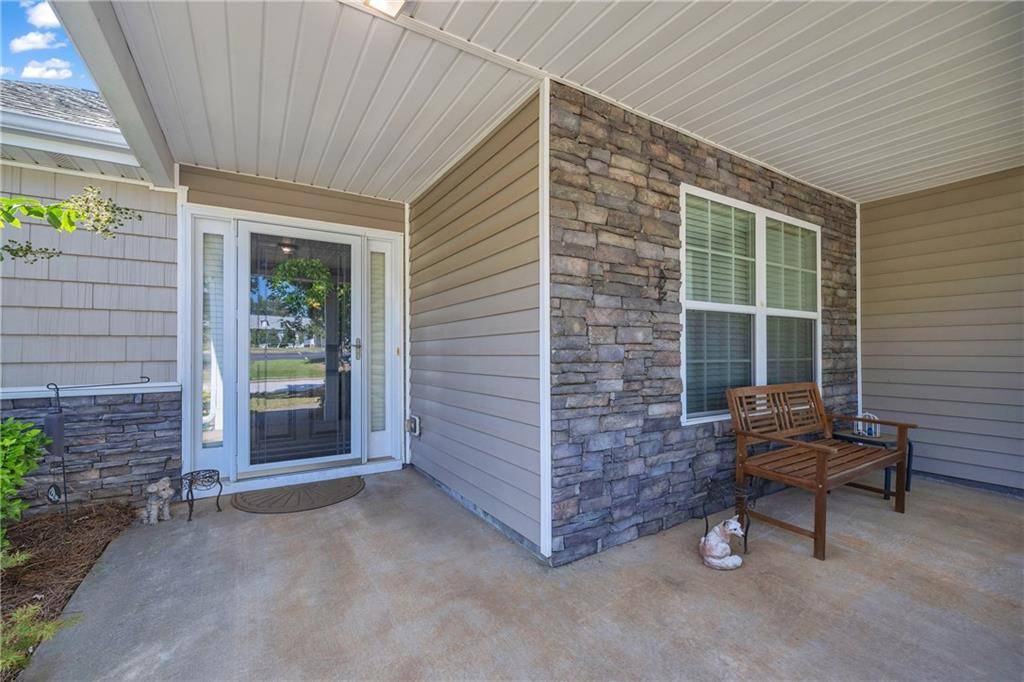 Winder, GA 30680,607 Majesty XING