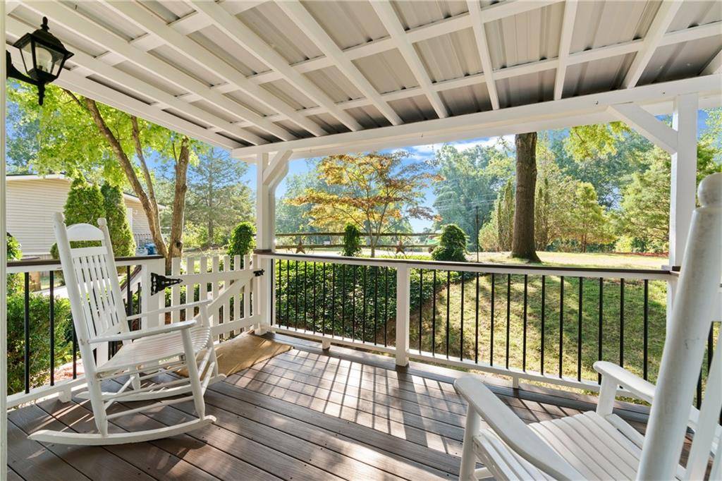 Flowery Branch, GA 30542,4940 Hog Mountain RD