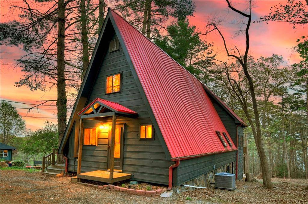 Blue Ridge, GA 30513,61 Woodstock DR