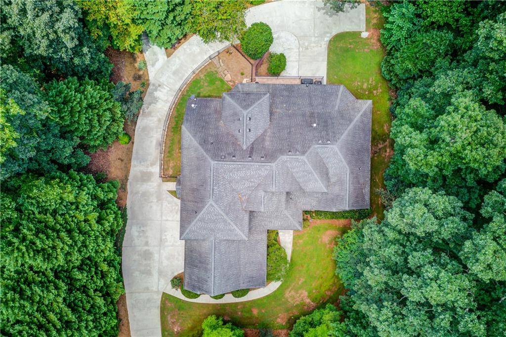 Hoschton, GA 30548,623 Old Collins RD