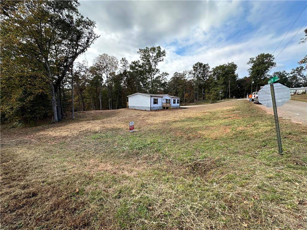 Royston, GA 30662,35 Manley TER