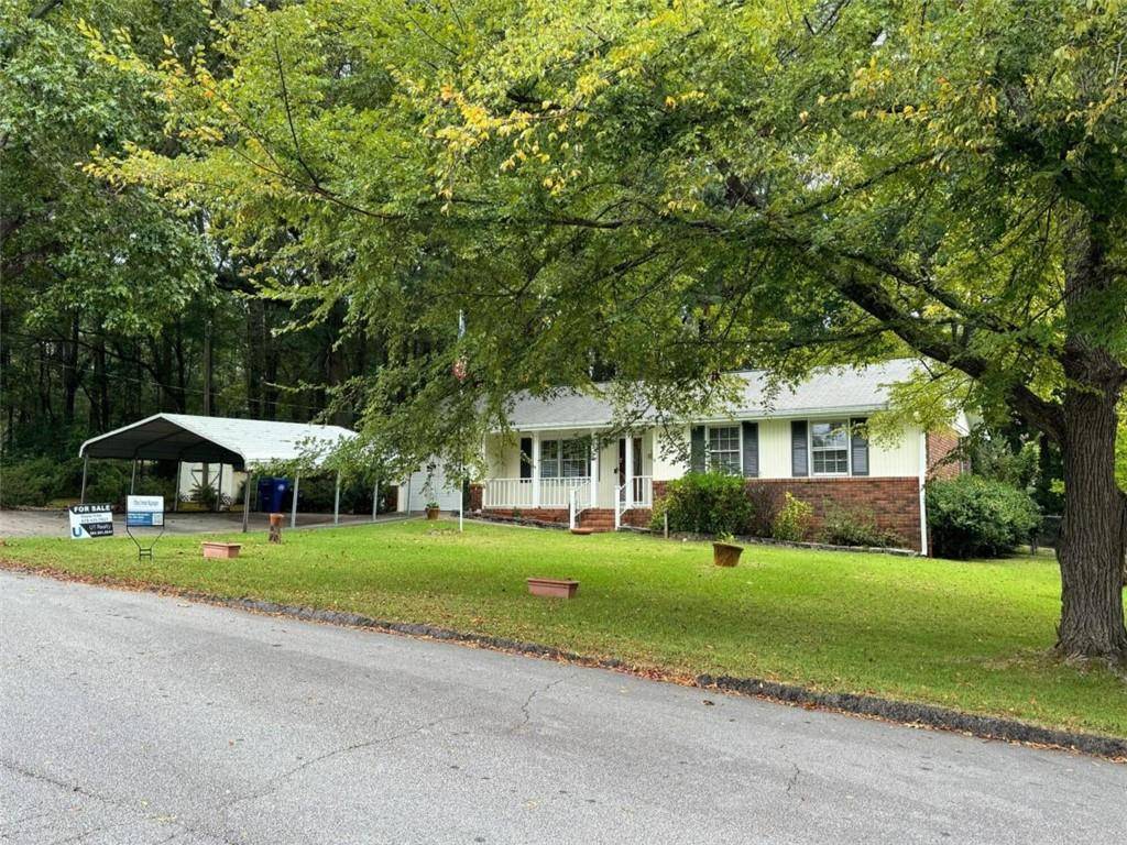 Winder, GA 30680,857 Pine Shadow LN