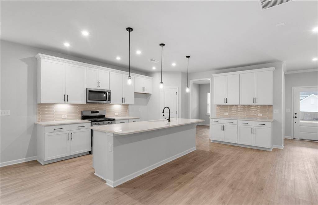Villa Rica, GA 30180,404 Beacon WAY