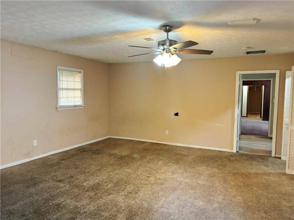 Riverdale, GA 30296,6382 Jerri CT