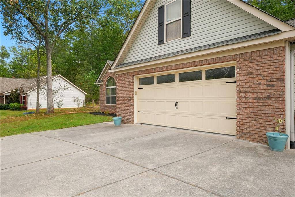 Clarkesville, GA 30523,563 Applewood CT