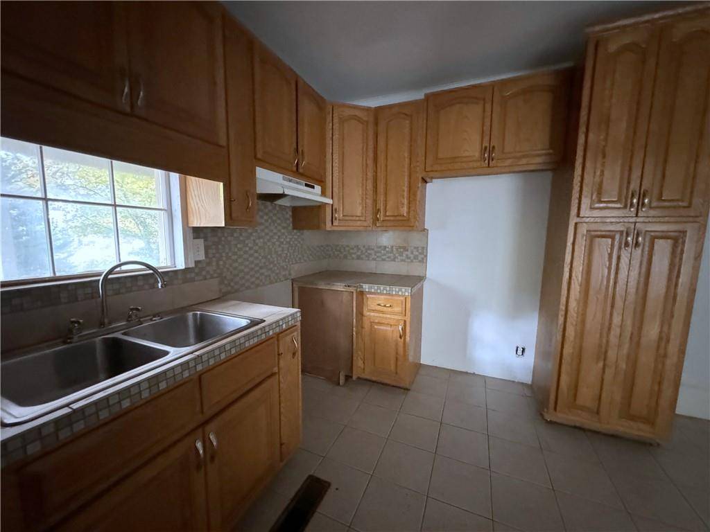 Lindale, GA 30147,3419 Maple RD SE