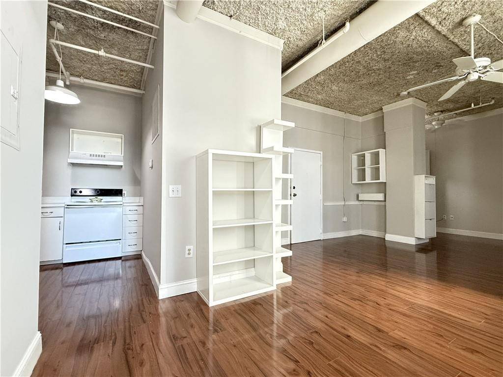 Atlanta, GA 30303,20 Marietta ST NW #17F