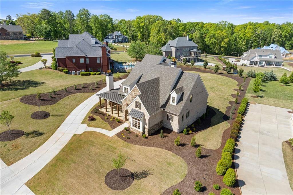 Flowery Branch, GA 30542,5325 Retreat DR