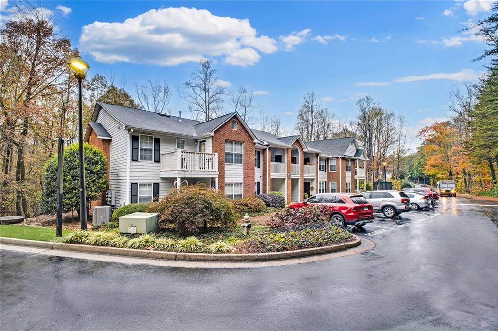 Roswell, GA 30076,102 Streamside DR