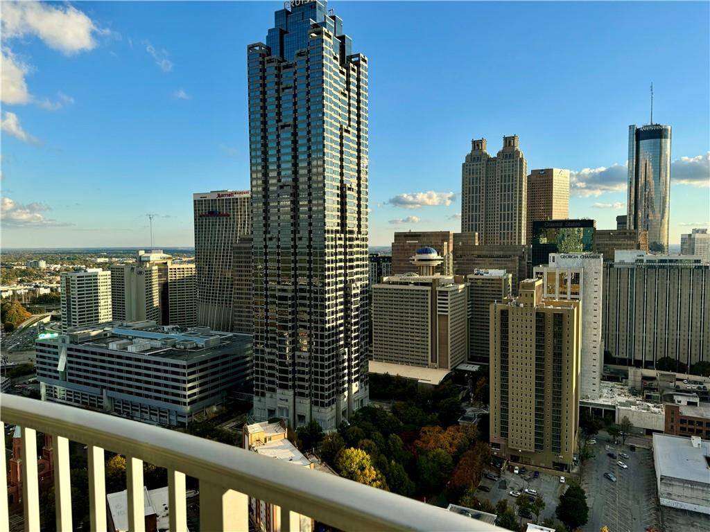 Atlanta, GA 30308,400 W Peachtree ST W #UNIT 3707