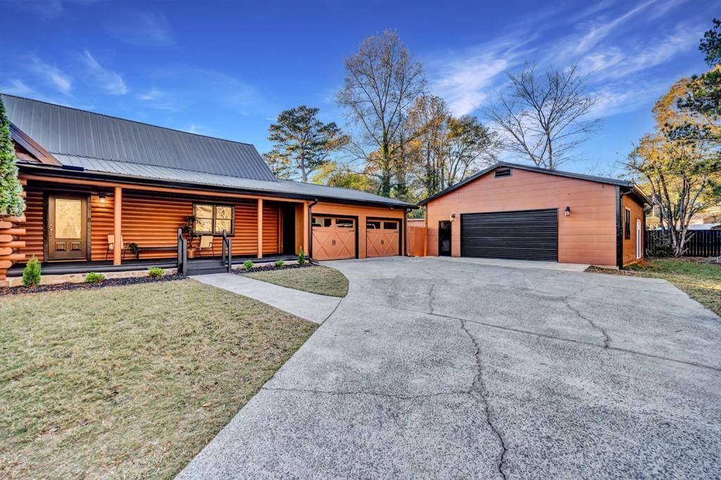 Woodstock, GA 30189,923 Pine CIR