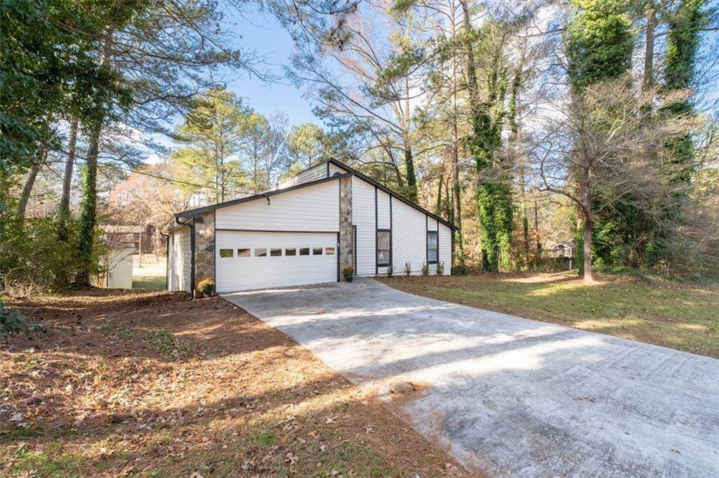 Stone Mountain, GA 30087,3193 DESHONG DR