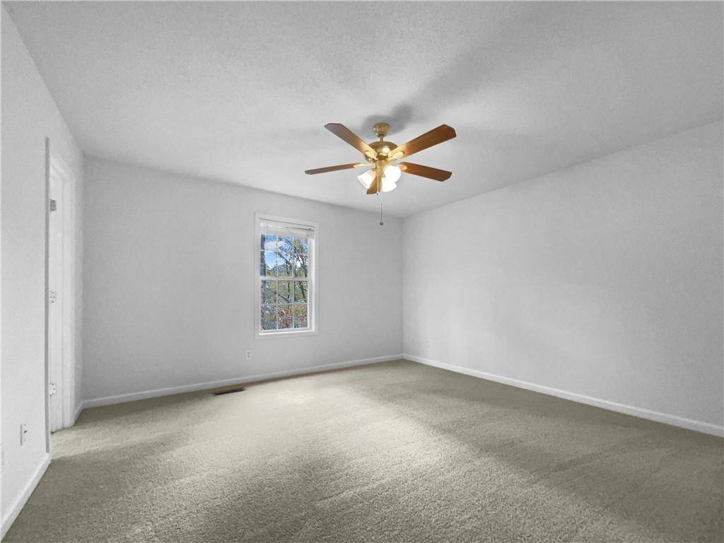 Villa Rica, GA 30180,392 River Trace DR