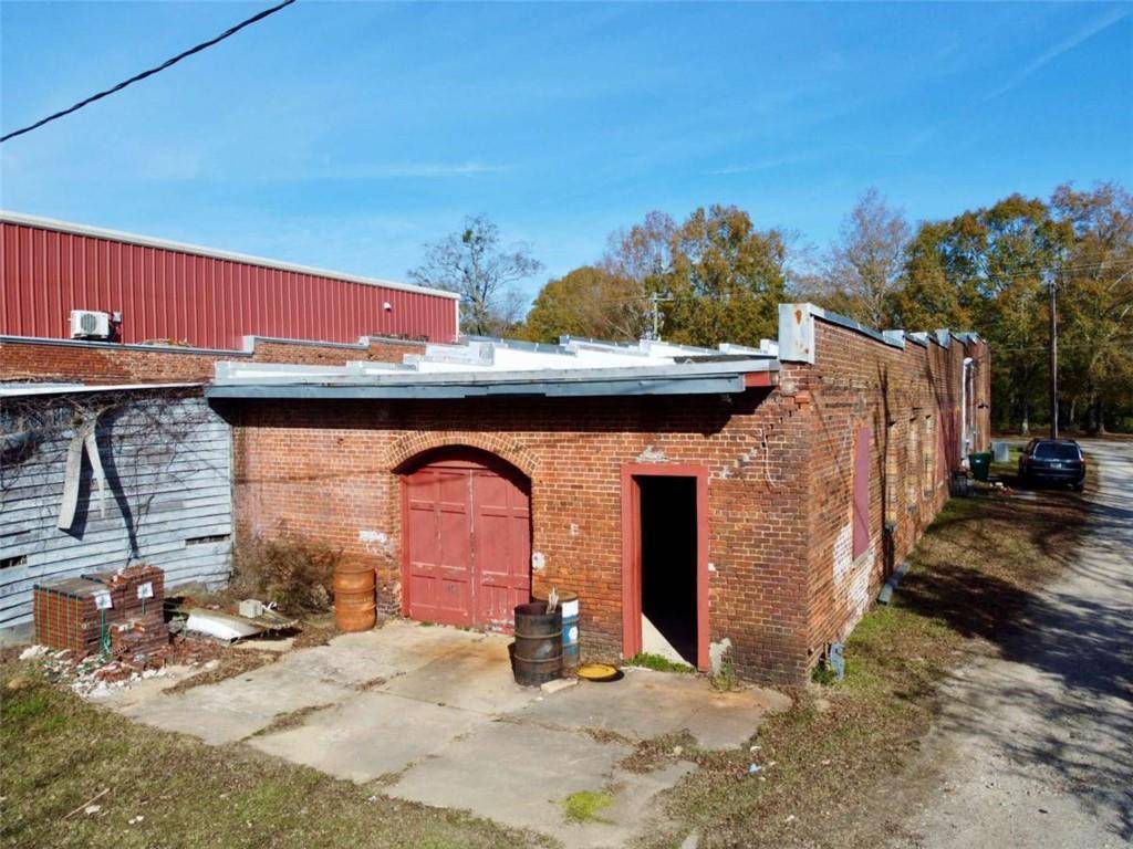 Rutledge, GA 30663,135 Martha Lane