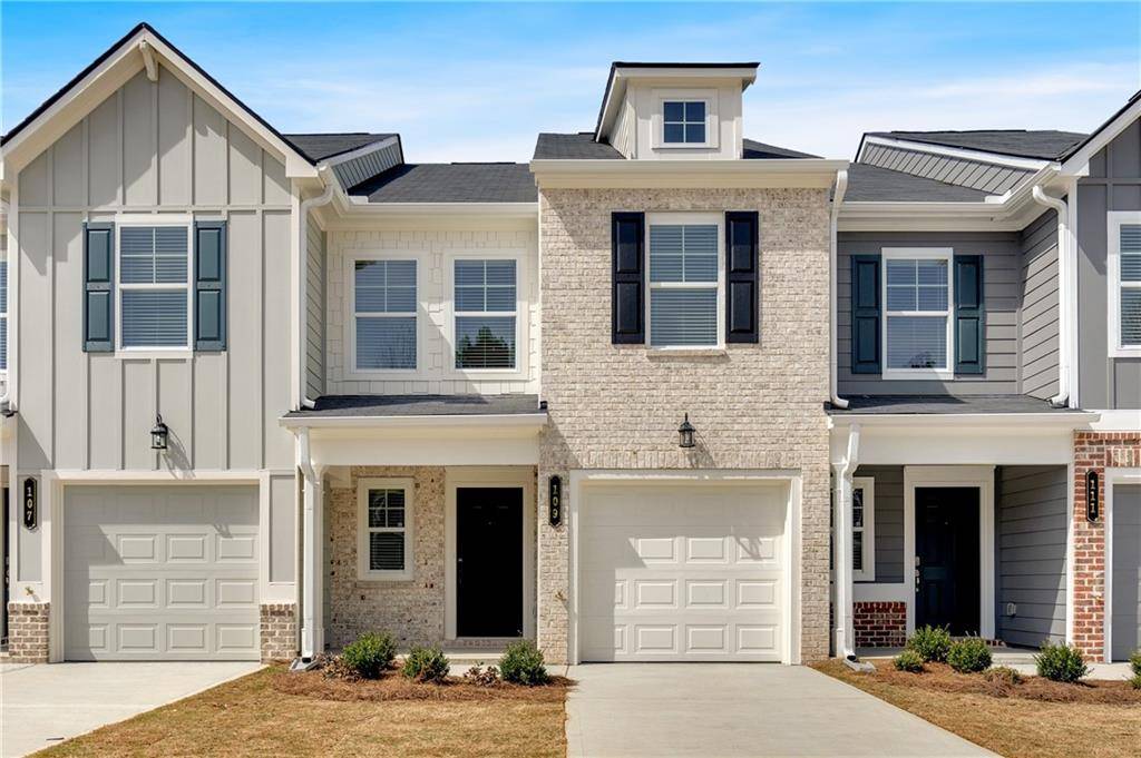 Adairsville, GA 30103,109 Village Green DR #169