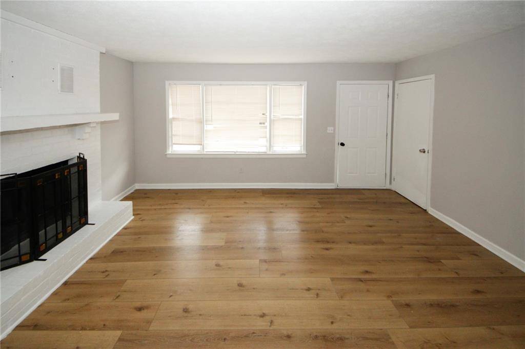 Powder Springs, GA 30127,5760 Lakeview DR