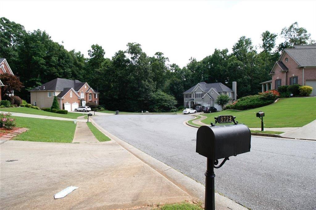 Suwanee, GA 30024,3723 Mossbrook TER