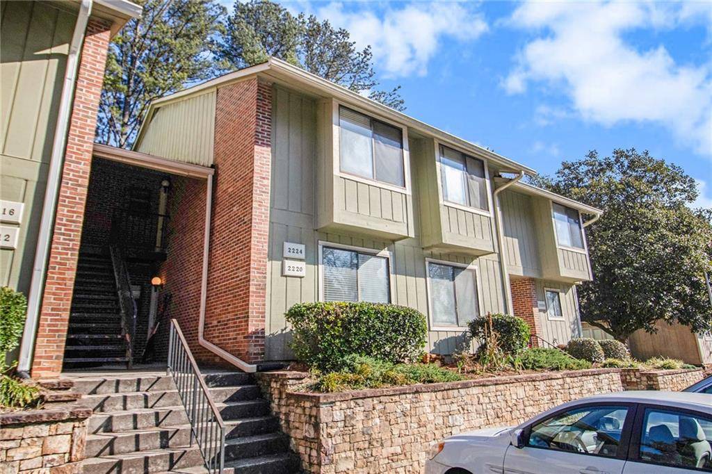 Marietta, GA 30067,2220 Runnymead RDG SE