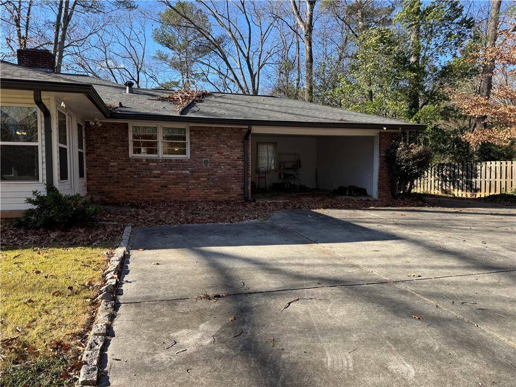 Atlanta, GA 30342,4585 Mystic DR