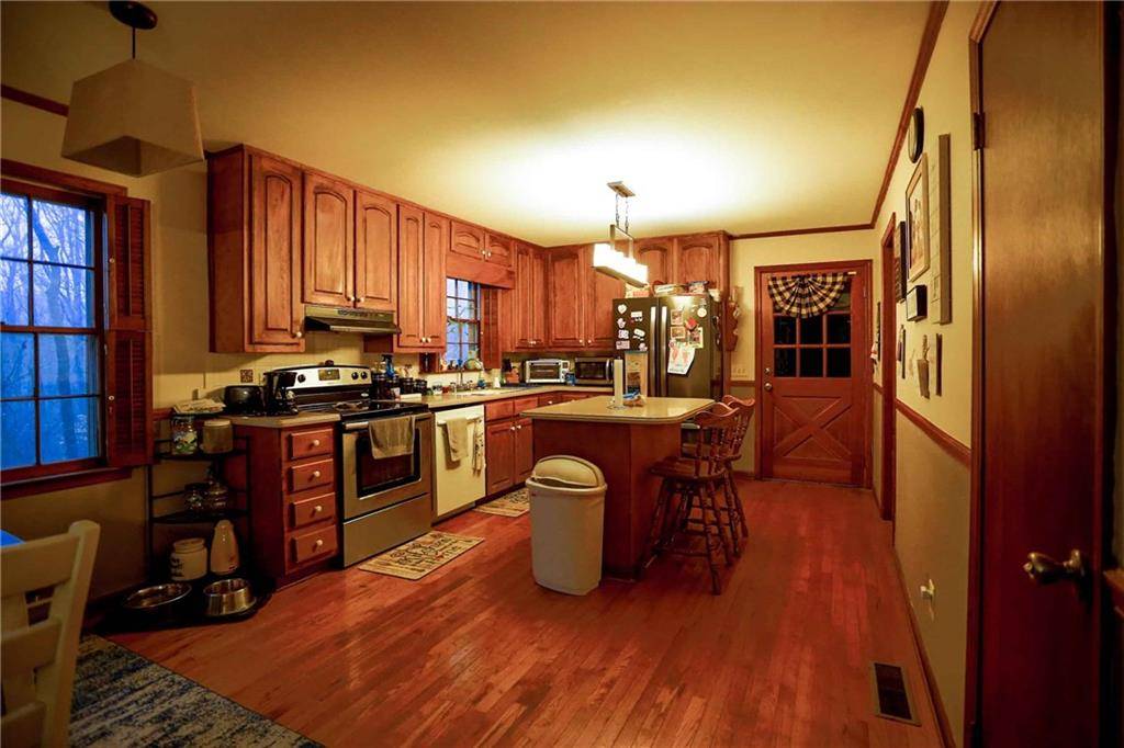 Dahlonega, GA 30533,29 Chestatee Springs LN