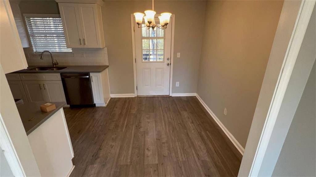 Mcdonough, GA 30253,206 SHERWOOD LOOP