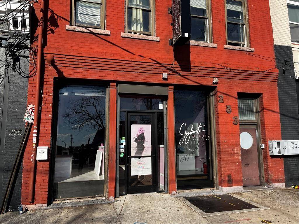 Atlanta, GA 30303,253 Trinity AVE SW