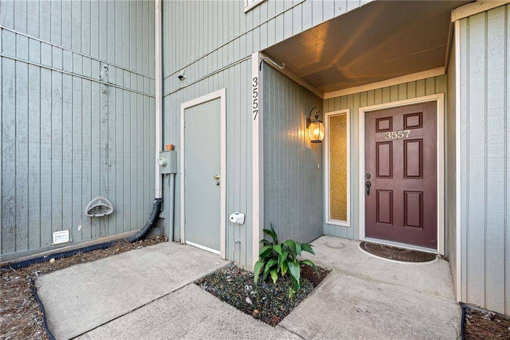 Peachtree Corners, GA 30092,3557 Splinterwood RD