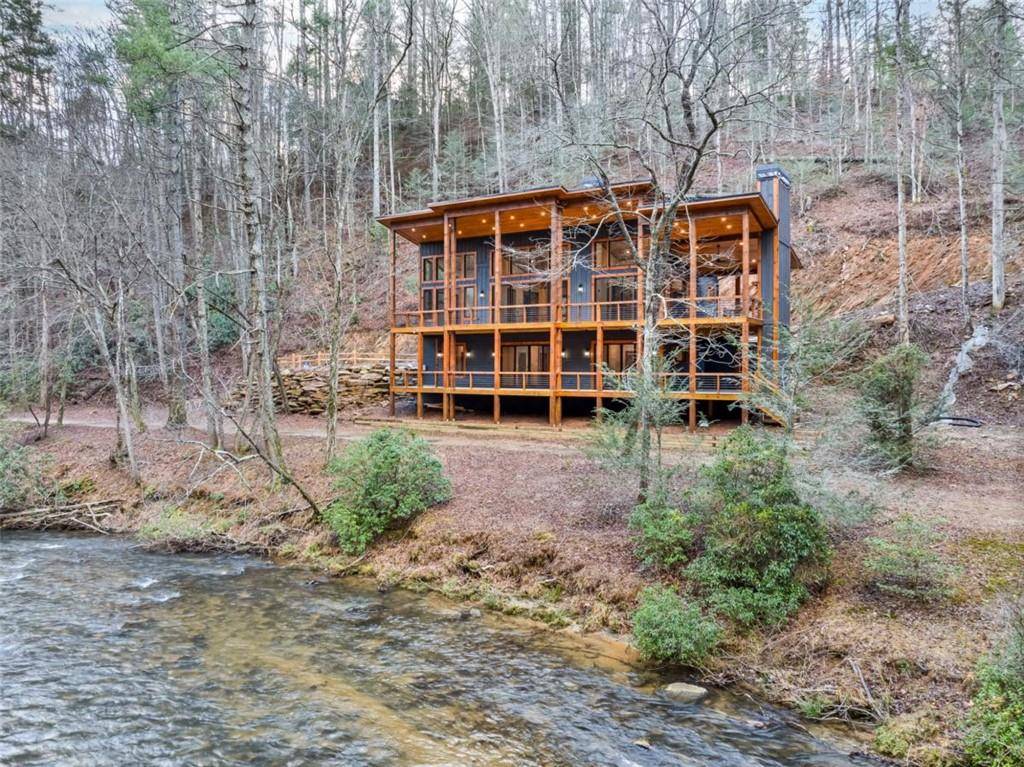 Ellijay, GA 30540,212 Fish Tale CV