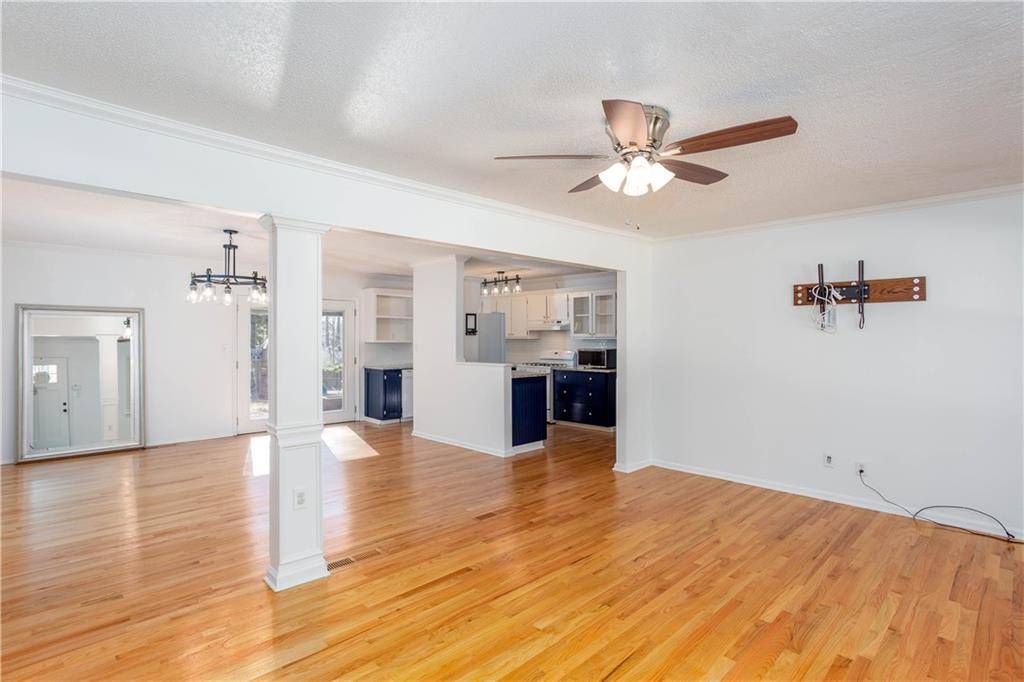 Kennesaw, GA 30144,2005 Dobbins DR NW