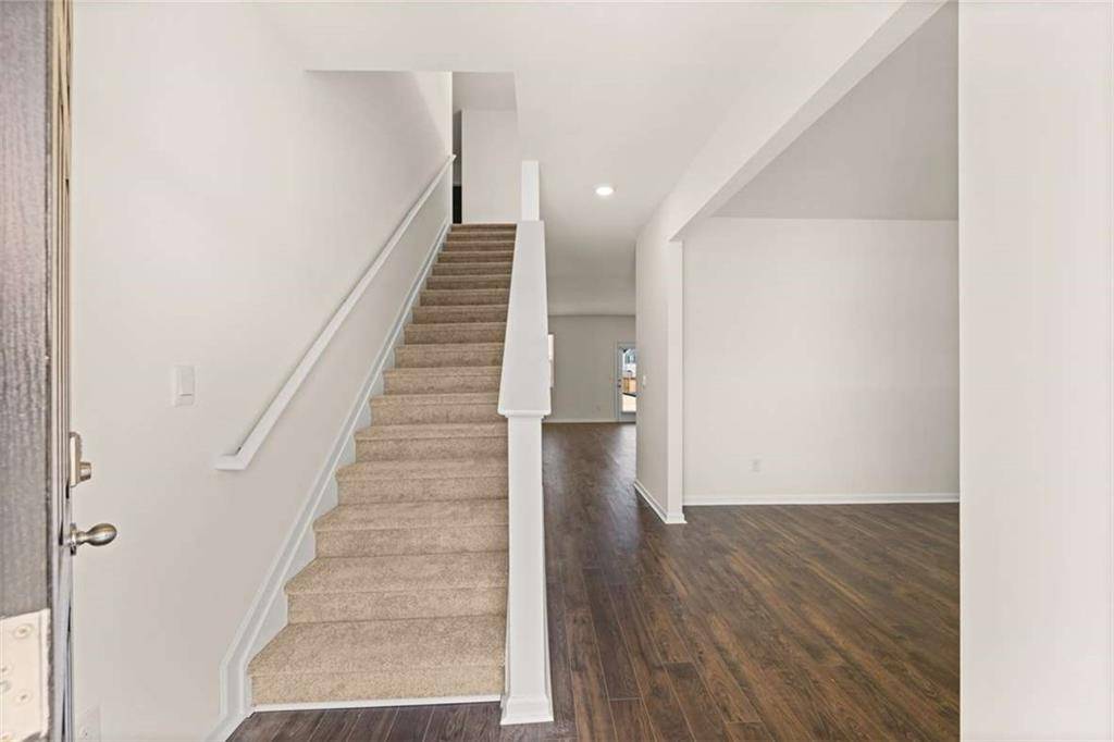 Statham, GA 30666,225 Condor CT