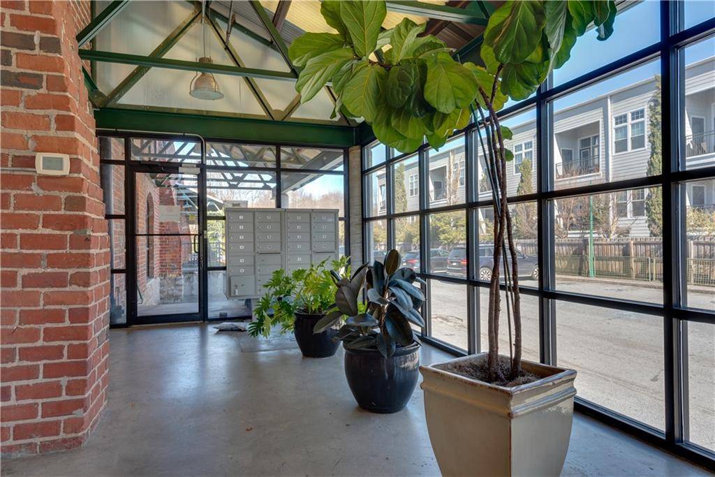 Atlanta, GA 30307,154 Krog ST NE #125