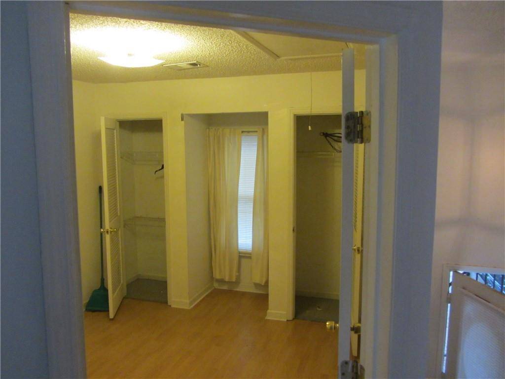 Riverdale, GA 30274,390 Lakeridge CT