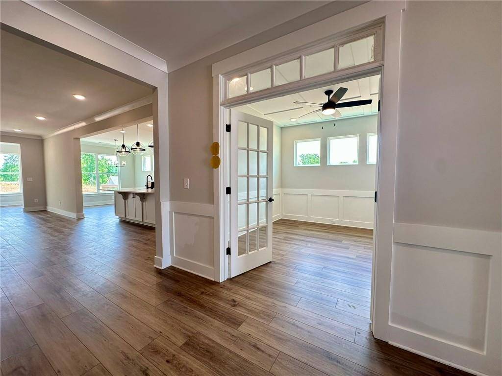 Flowery Branch, GA 30542,7037 Manchester DR