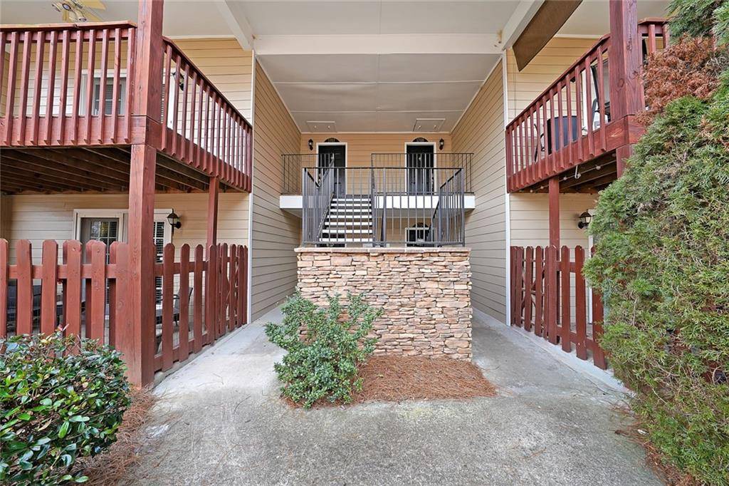 Sandy Springs, GA 30328,1707 Brighton Point