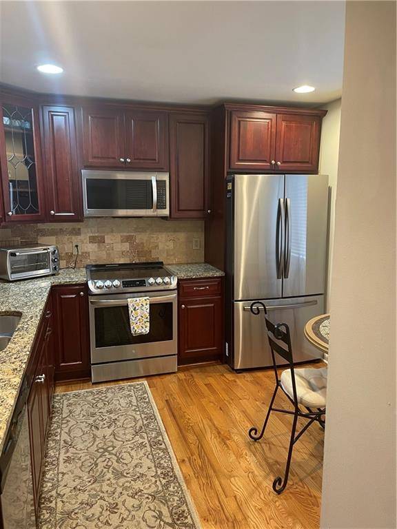 Atlanta, GA 30328,64 Goldrush CIR