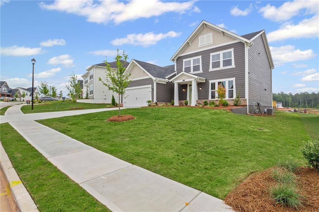 Hoschton, GA 30548,645 Crystal Lake Pkwy