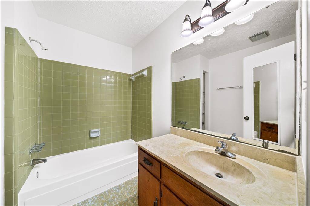 Newnan, GA 30265,10 Buckthorne DR