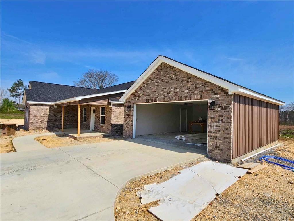 Centre, AL 35960,900 Powell DR