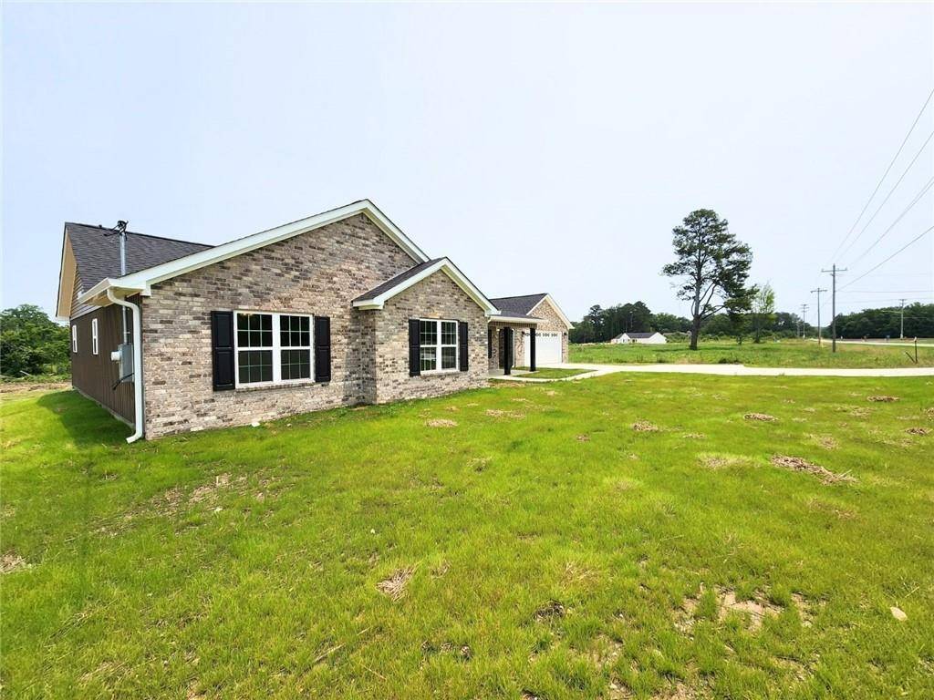 Centre, AL 35960,900 Powell DR