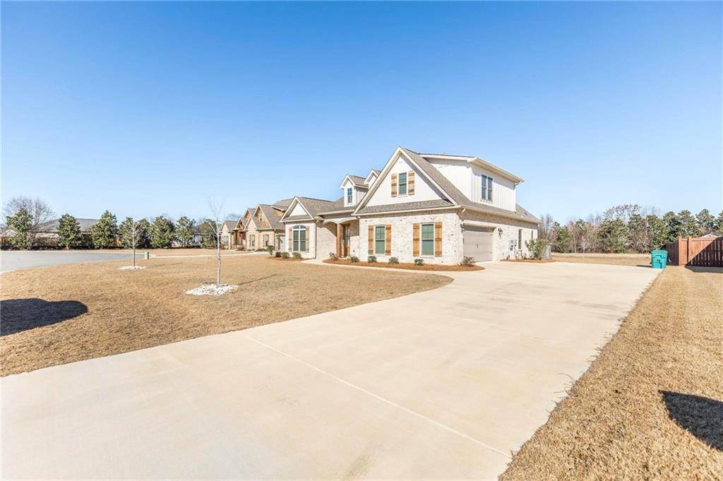 Perry, GA 31069,114 Flat Rock LN