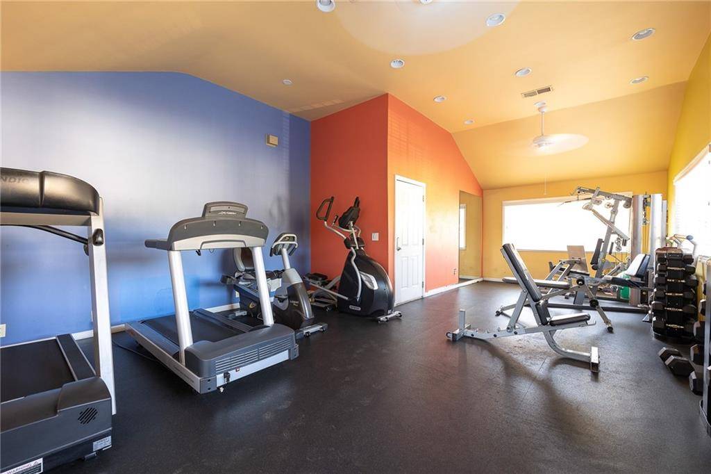 Brookhaven, GA 30319,1468 Briarwood RD NE #406