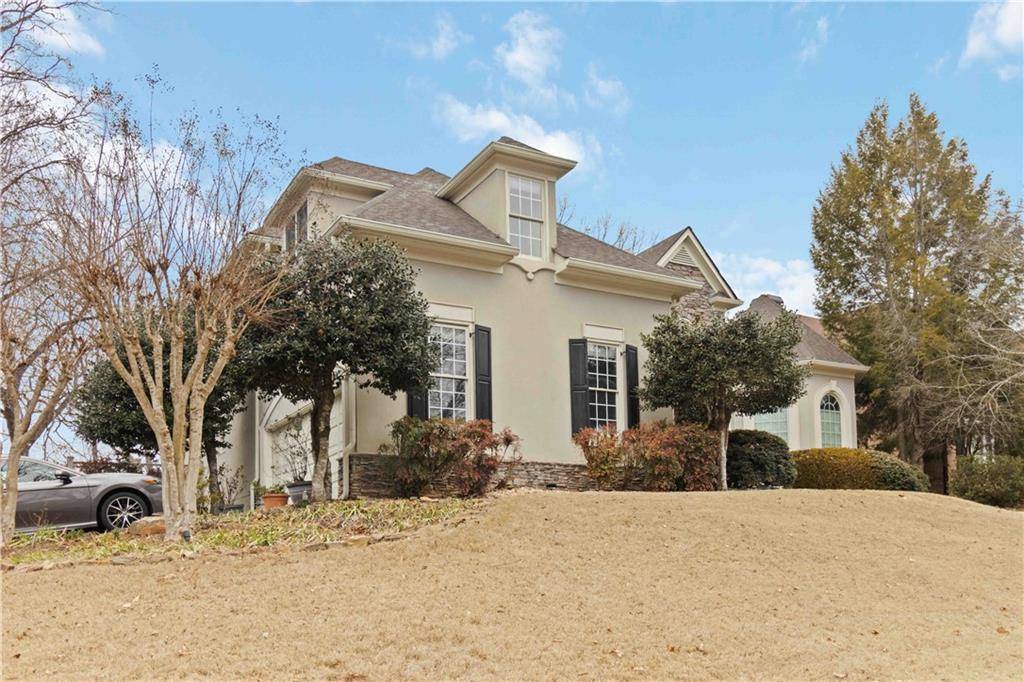 Alpharetta, GA 30022,215 Stoney Ridge DR