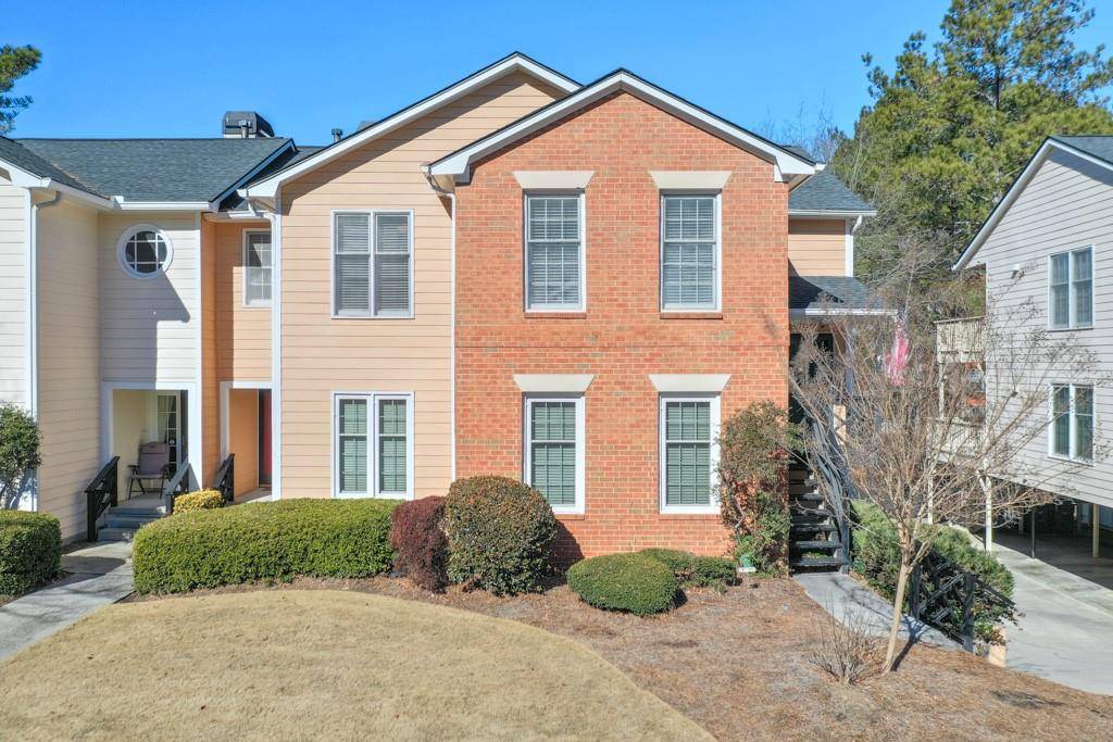 Peachtree Corners, GA 30092,6514 Deerings LN