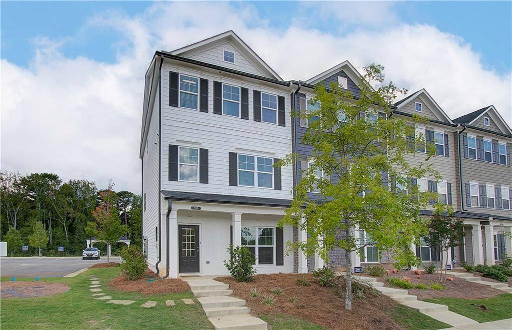 Newnan, GA 30265,8 Nickel Drive #3