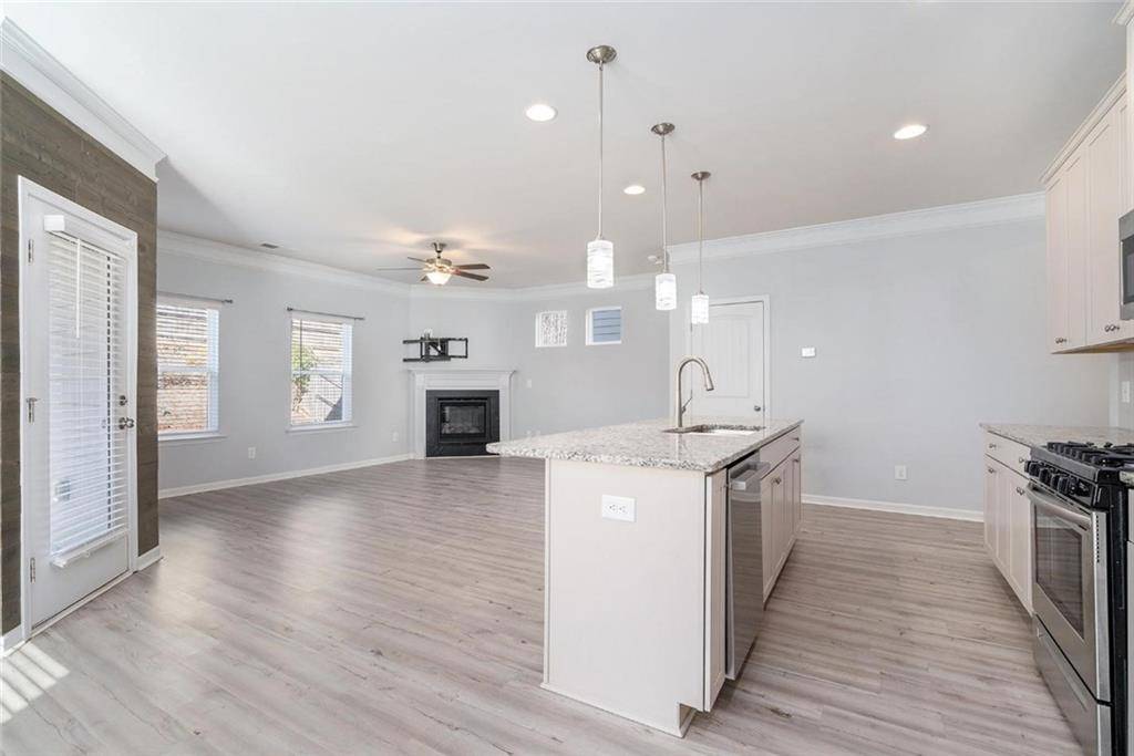 Acworth, GA 30102,202 Bryon LN