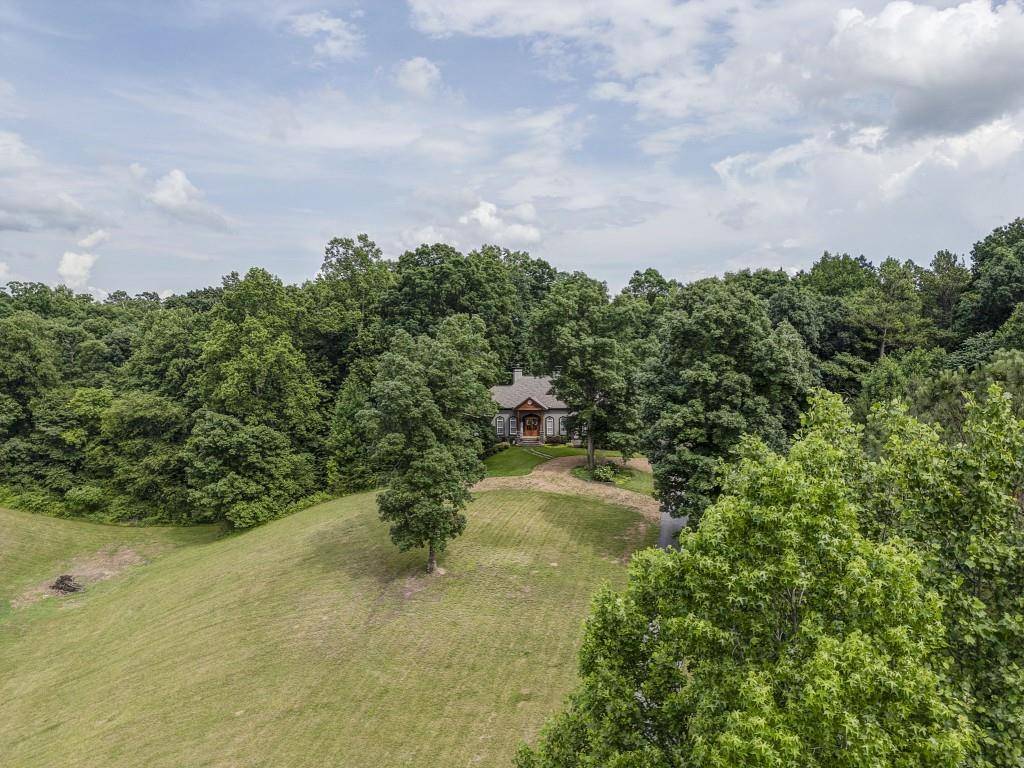 White, GA 30184,416 Spring Place RD NE
