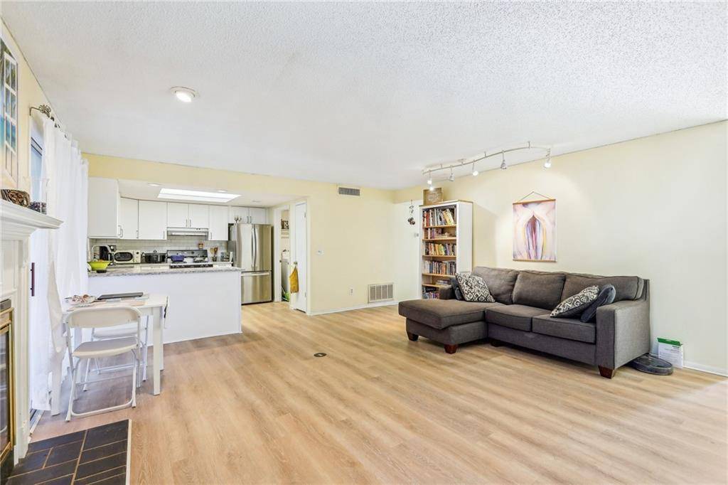Smyrna, GA 30080,23 Rumson CT SE