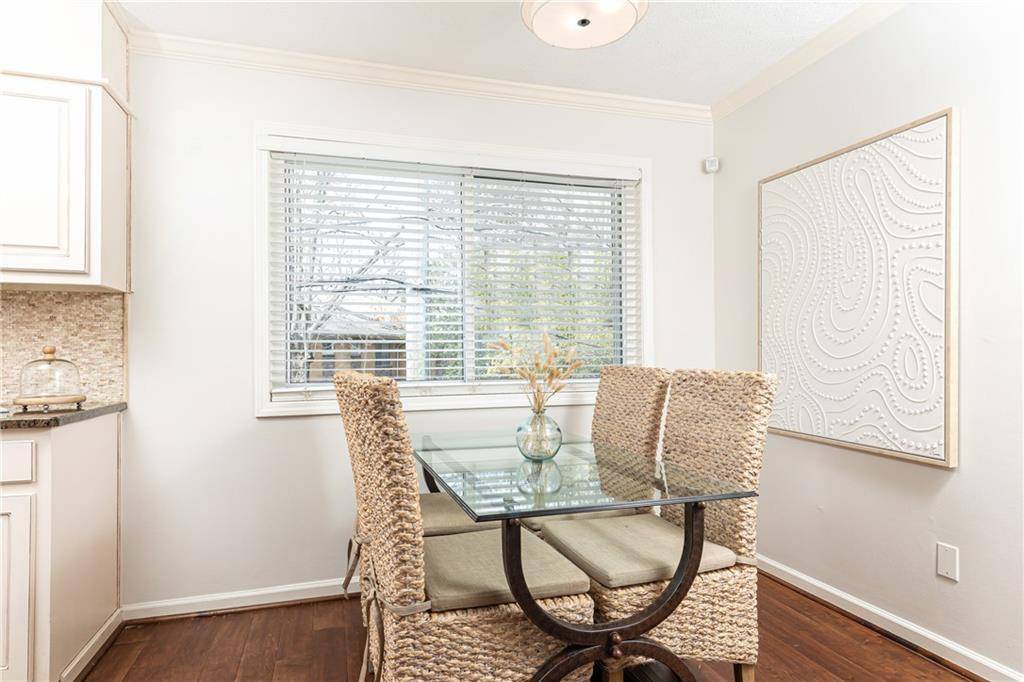 Atlanta, GA 30309,100 Biscayne DR NW #4