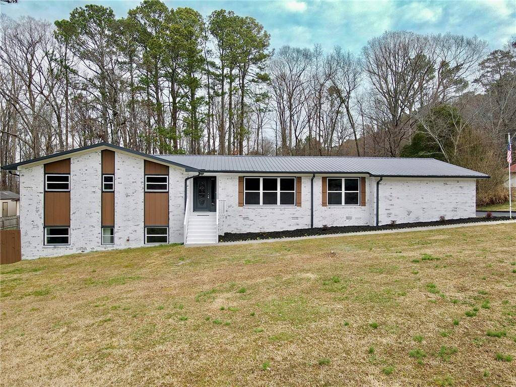 Calhoun, GA 30701,216 Three Oaks DR SE