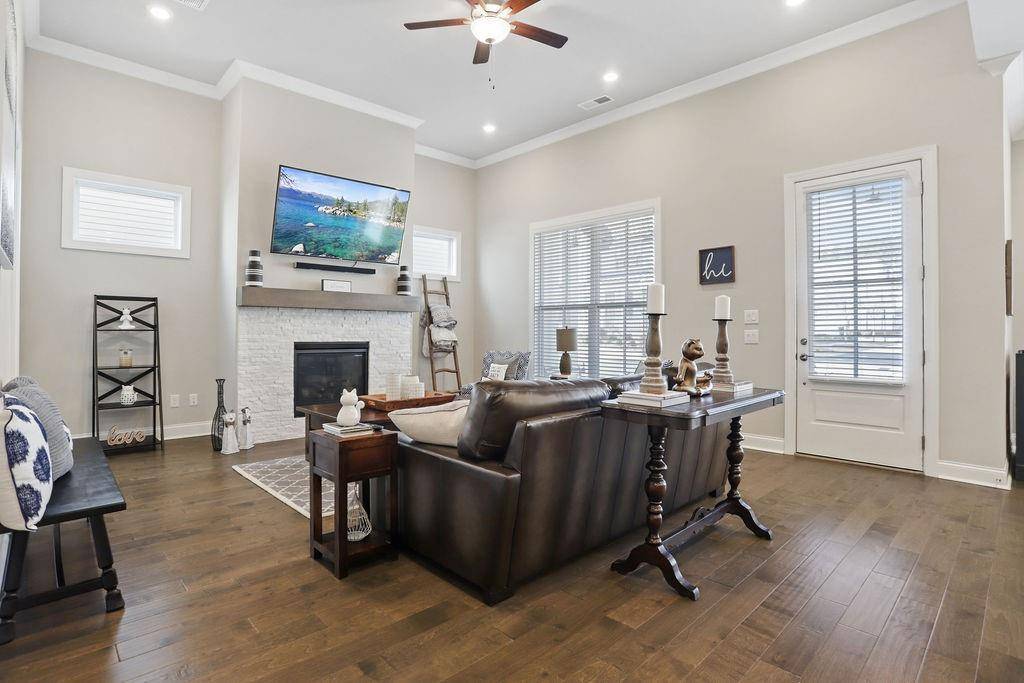 Suwanee, GA 30024,982 Harvest Park LN